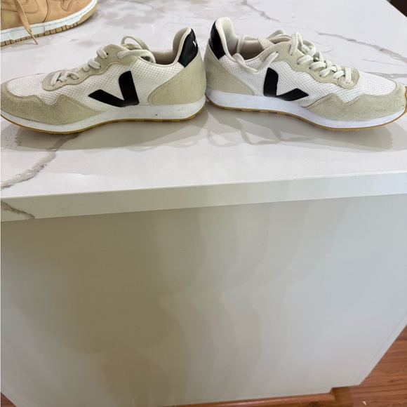 Veja women’s White and Black Sneakers - Picture 3 of 4